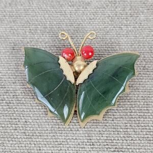 Vintage MCM Jade and coral butterfly pin goldtone brooch